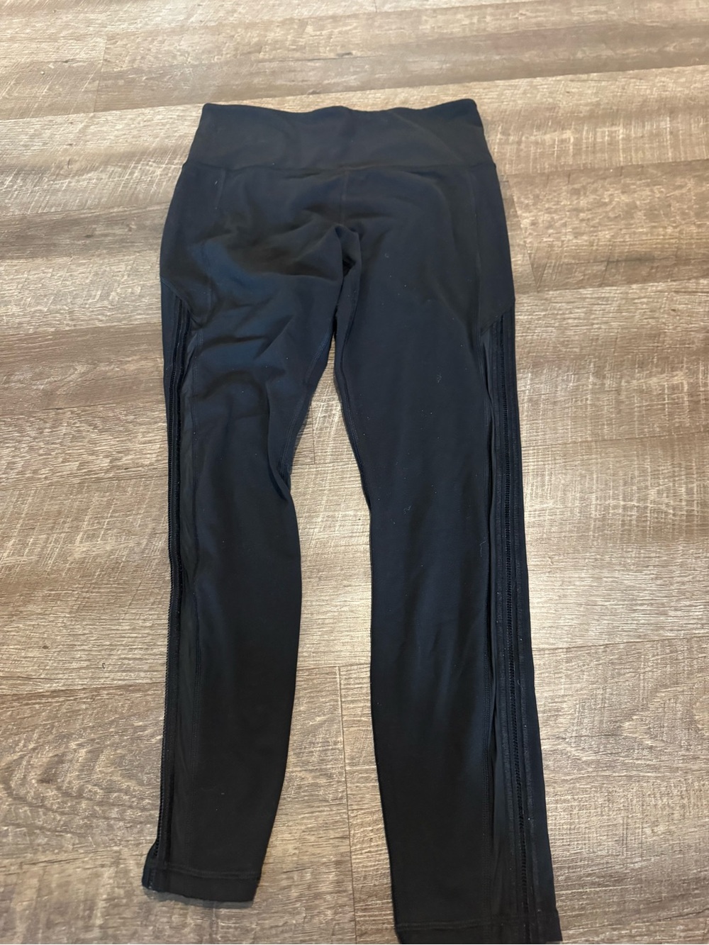 Athleta Black Shakti Mesh 7/8 Tight Leggings